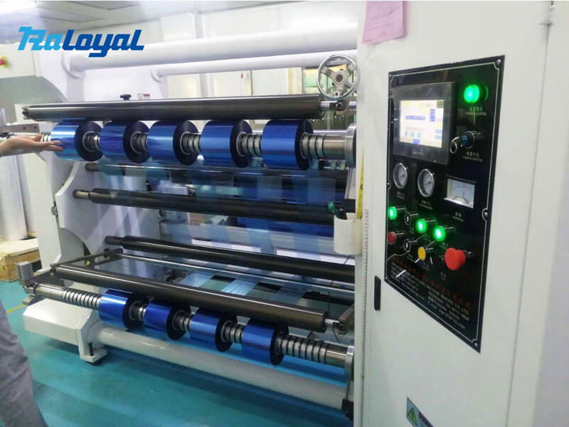 What factors affect release film slitting effect?