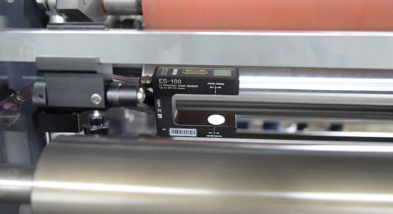 ماكينة حز عالية السرعة مع عمود احتكاك