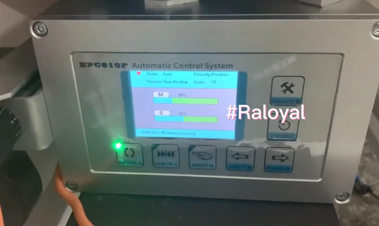 نوع بألوان واحدة فليكس الصحافة الانتهاء من التشغيل التجريبي